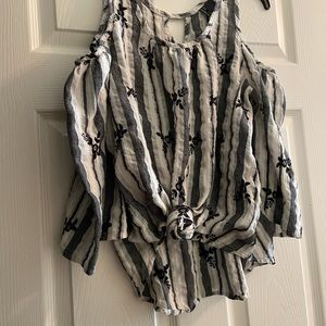 Cold shoulder black and white top